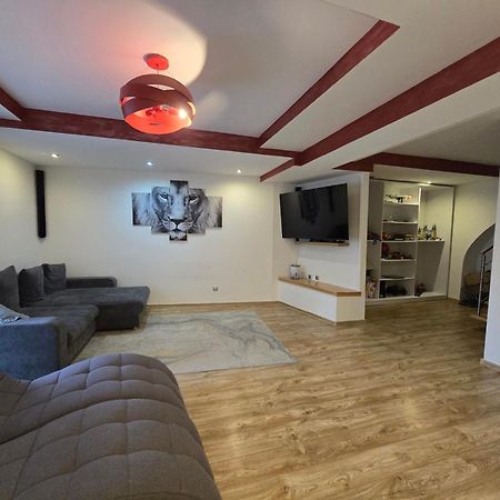 ורבוב Apartmany Alexander מראה חיצוני תמונה