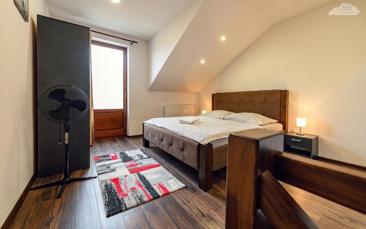 ורבוב Apartmany Alexander מראה חיצוני תמונה