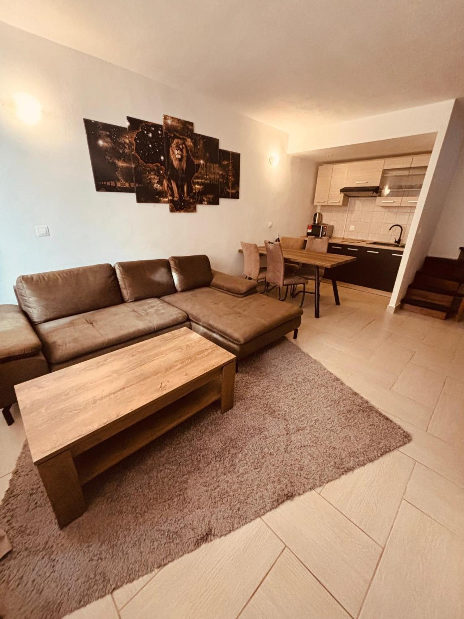 ורבוב Apartmany Alexander מראה חיצוני תמונה