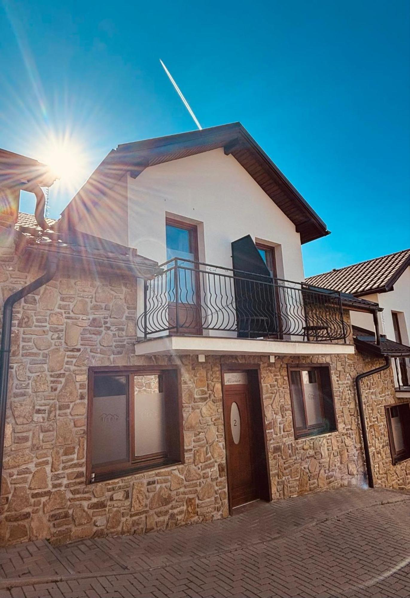 ורבוב Apartmany Alexander מראה חיצוני תמונה